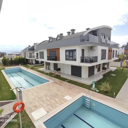 Limon Park Evleri Lara Apartmán *